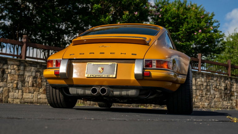 Porsche 911 Reimagined by Singer