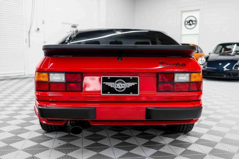 Porsche 944 Turbo Coupé