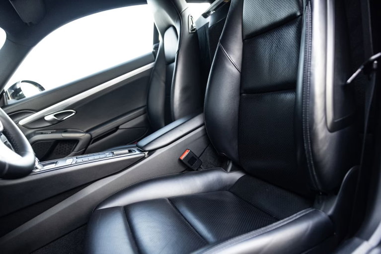 Porsche 981 Cayman