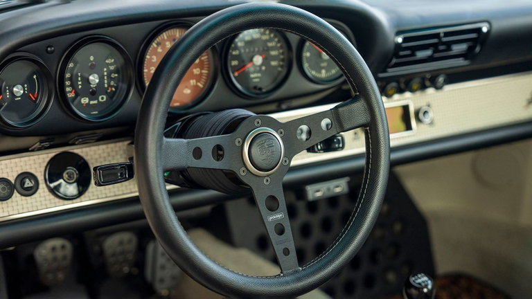 Porsche 911 Reimagined by Singer