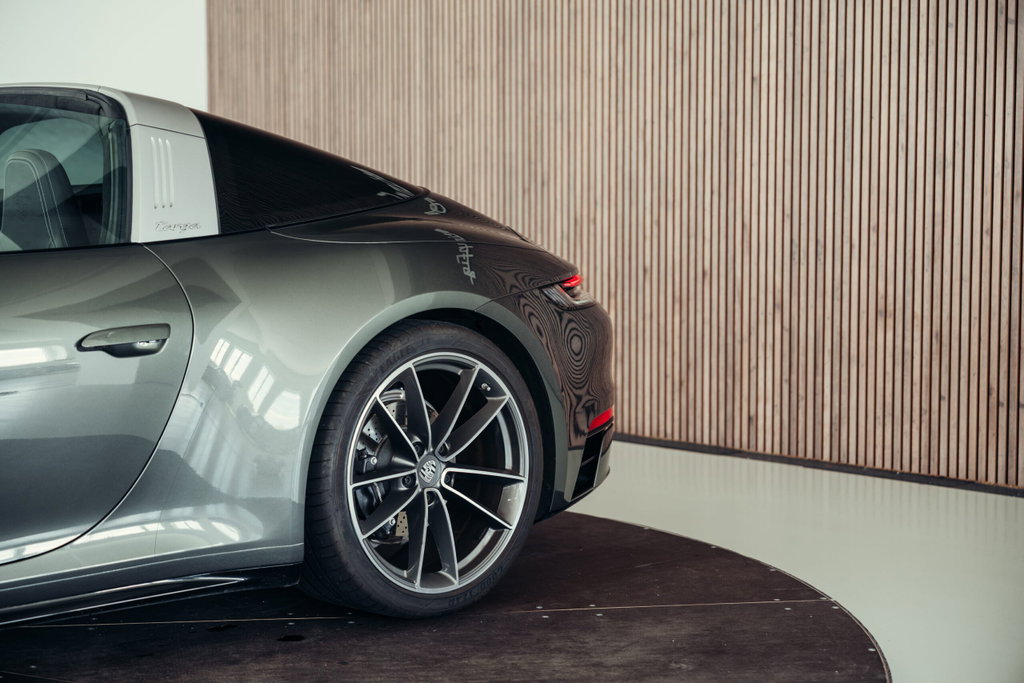 Porsche 992 Targa 4