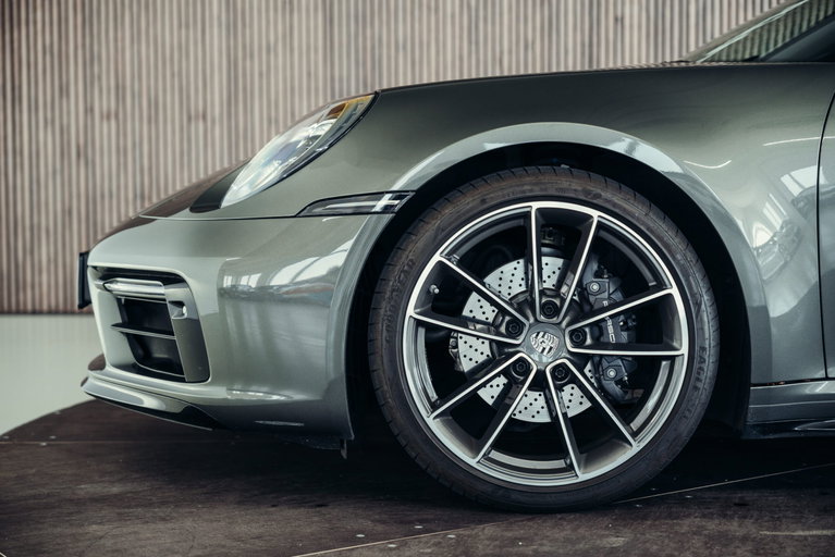 Porsche 992 Targa 4