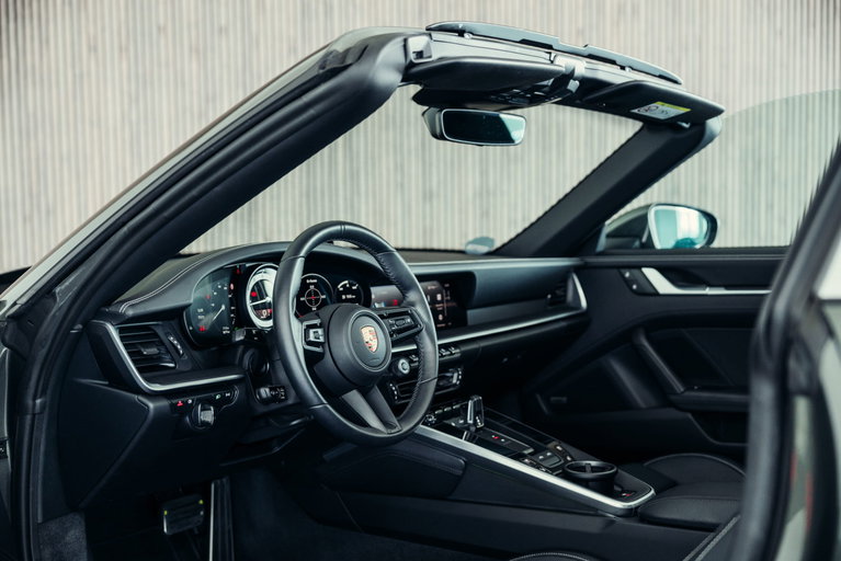 Porsche 992 Targa 4