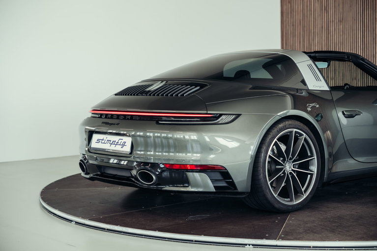 Porsche 992 Targa 4