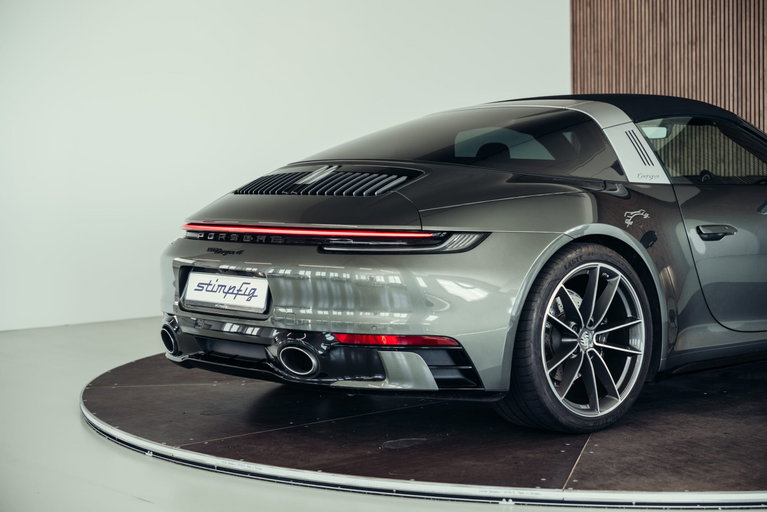 Porsche 992 Targa 4