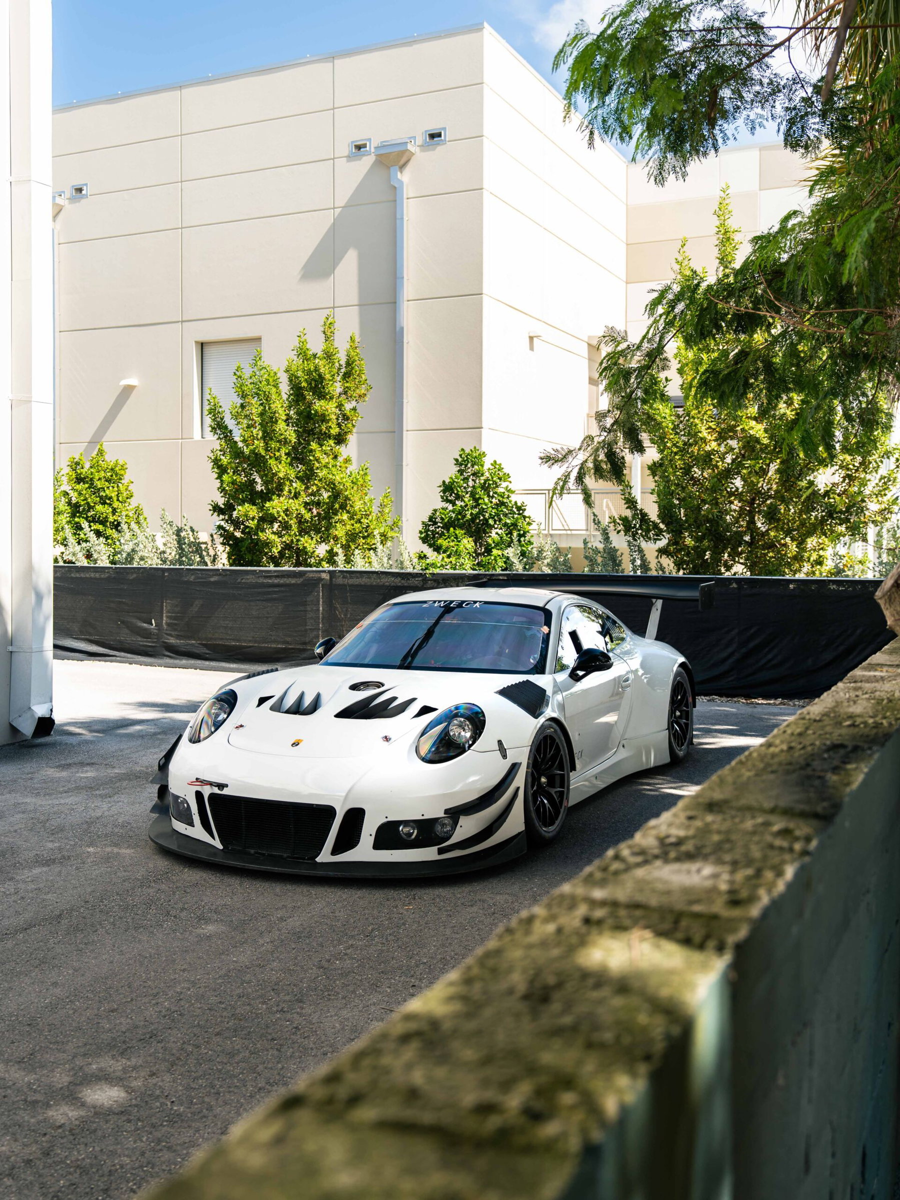Porsche 991 GT3 R 2017 - elferspot.com - Marketplace for Porsche