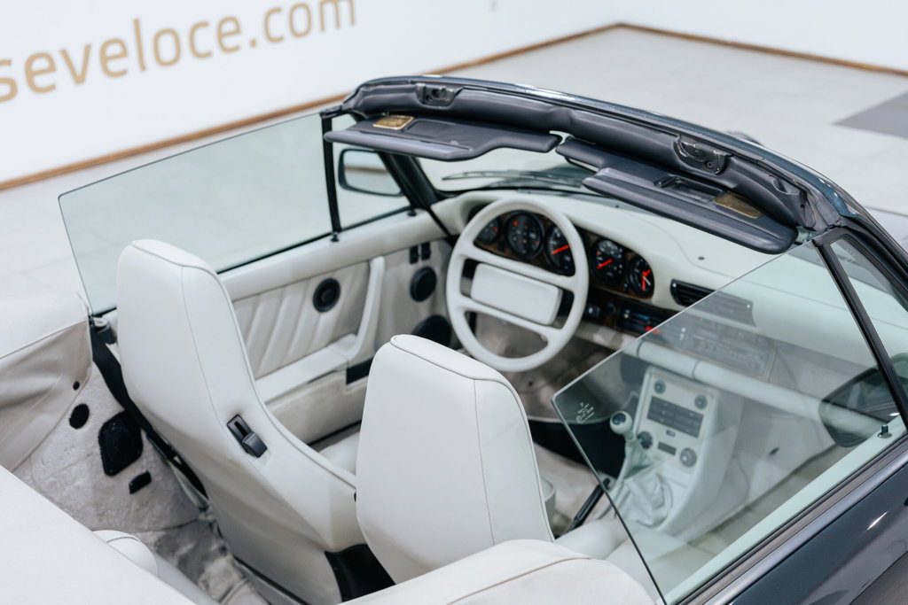Porsche 911 Carrera 3.2 «25 Jahre 911»
