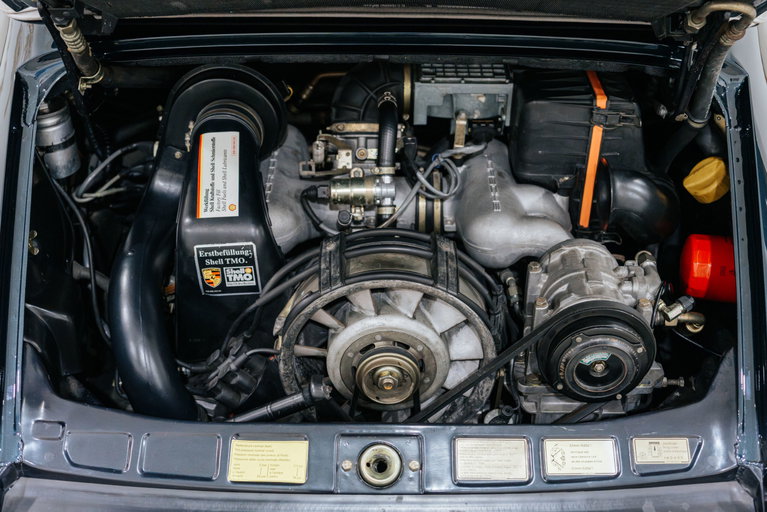 Porsche 911 Carrera 3.2 « 25 Jahre 911 »