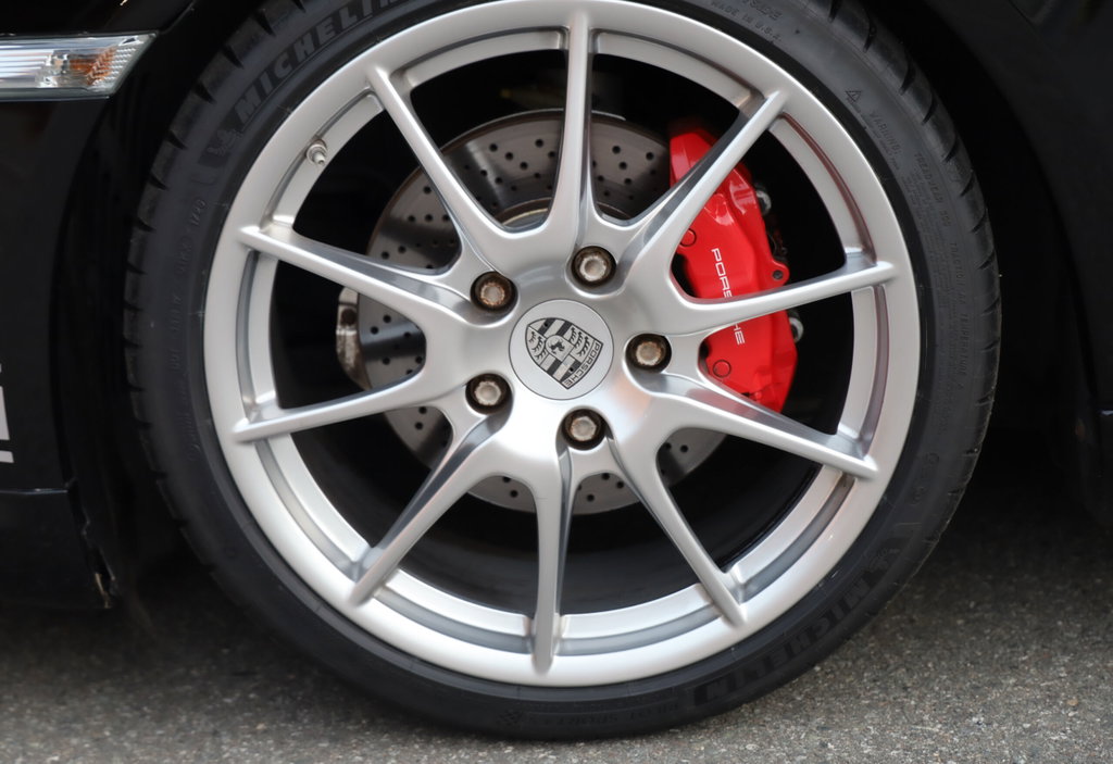 Porsche 987 Cayman R