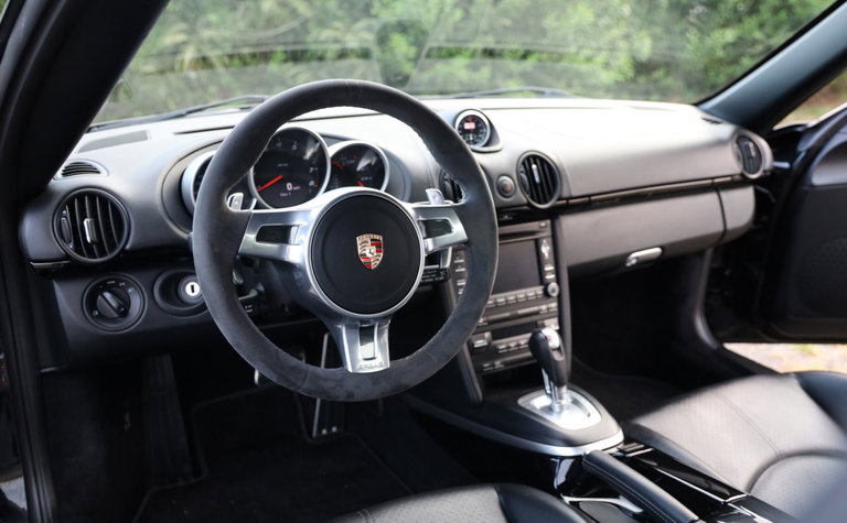Porsche 987 Cayman R