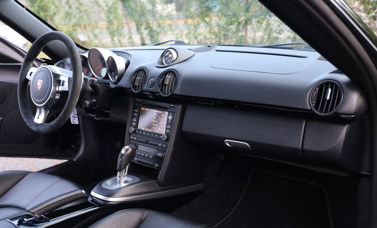 Porsche 987 Cayman R