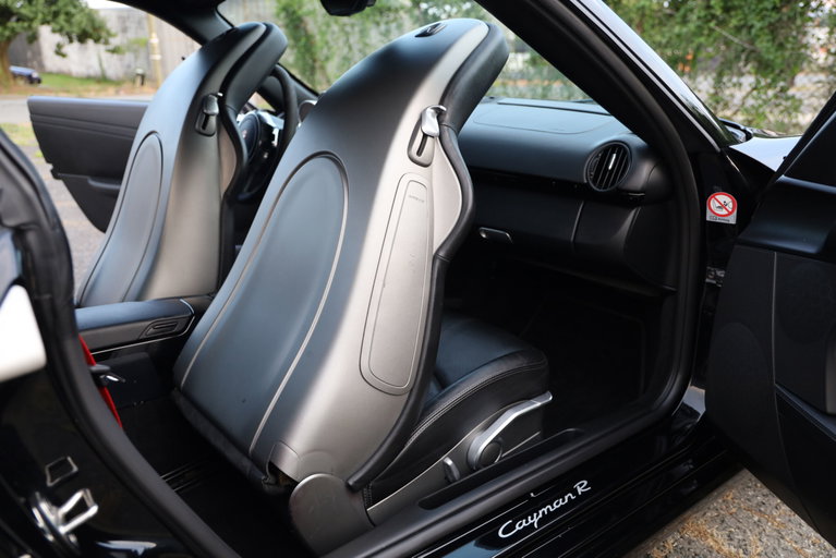 Porsche 987 Cayman R