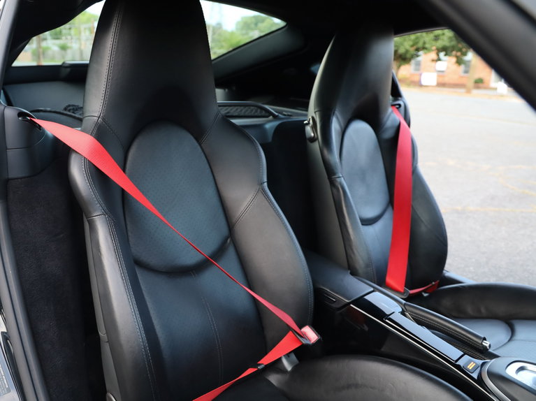 Porsche 987 Cayman R