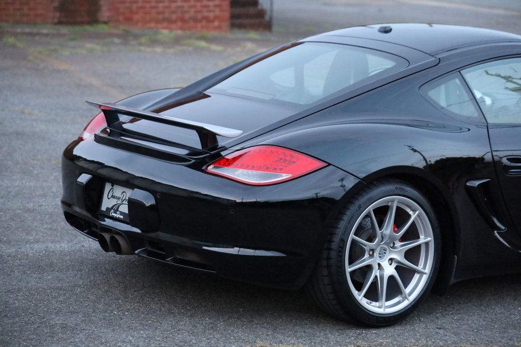 Porsche 987 Cayman R