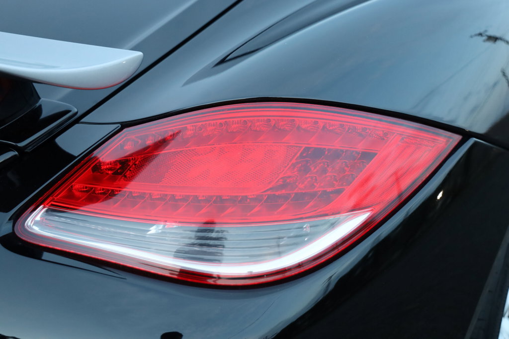 Porsche 987 Cayman R