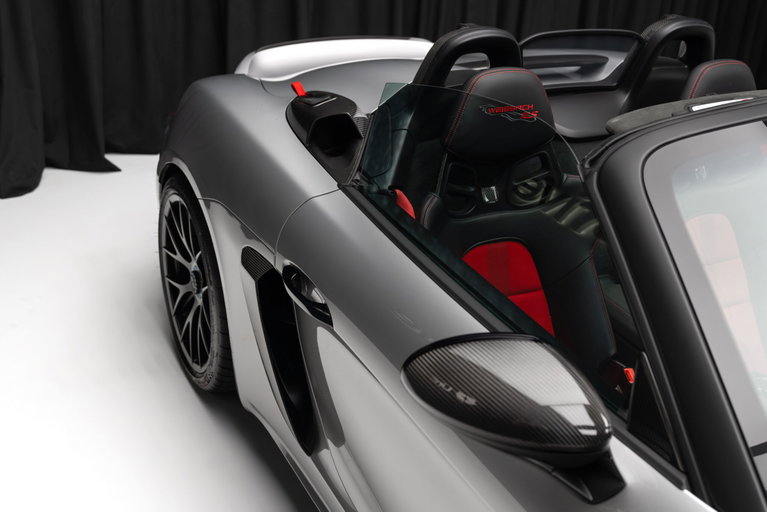 Porsche 718 Spyder RS