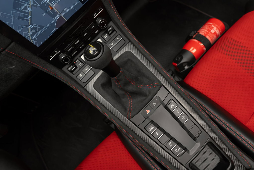 Porsche 718 Spyder RS