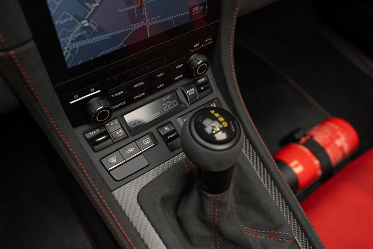 Porsche 718 Spyder RS