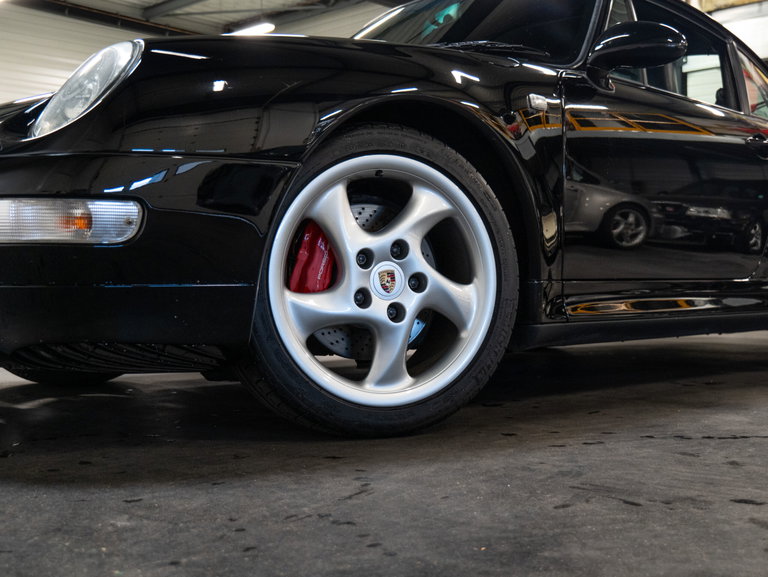 Porsche 993 Carrera 4S