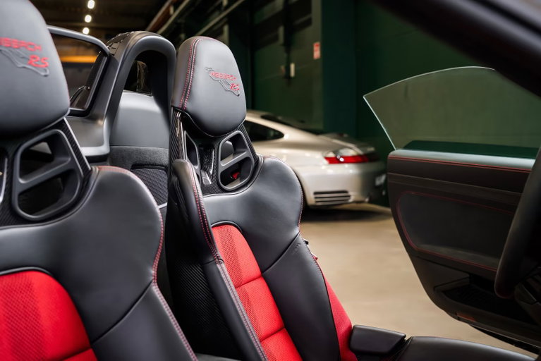 Porsche 718 Spyder RS