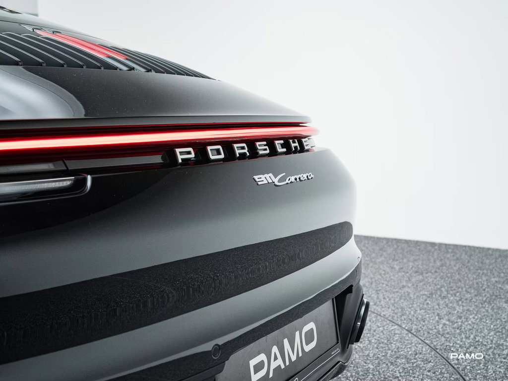 Porsche 992 Carrera