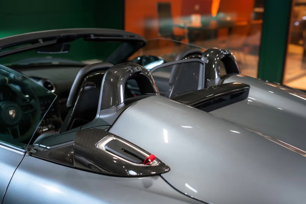 Porsche 718 Spyder RS
