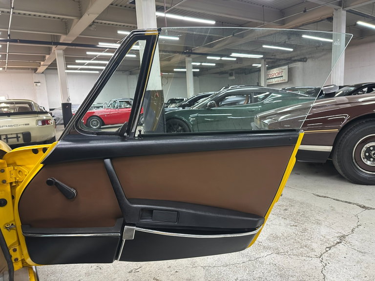 Porsche 911 E