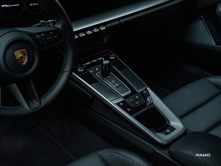 Porsche 992 Carrera