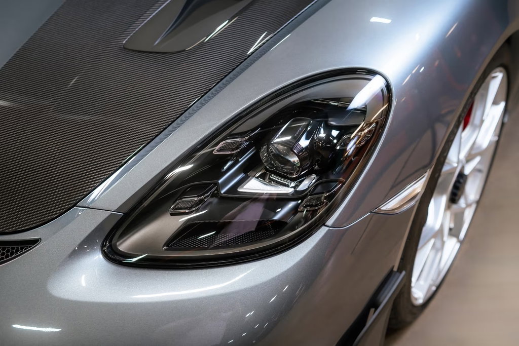 Porsche 718 Spyder RS