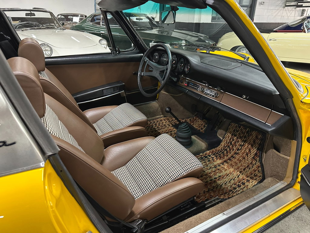 Porsche 911 E
