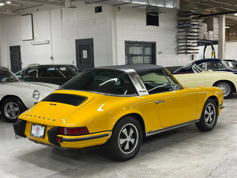 Porsche 911 E
