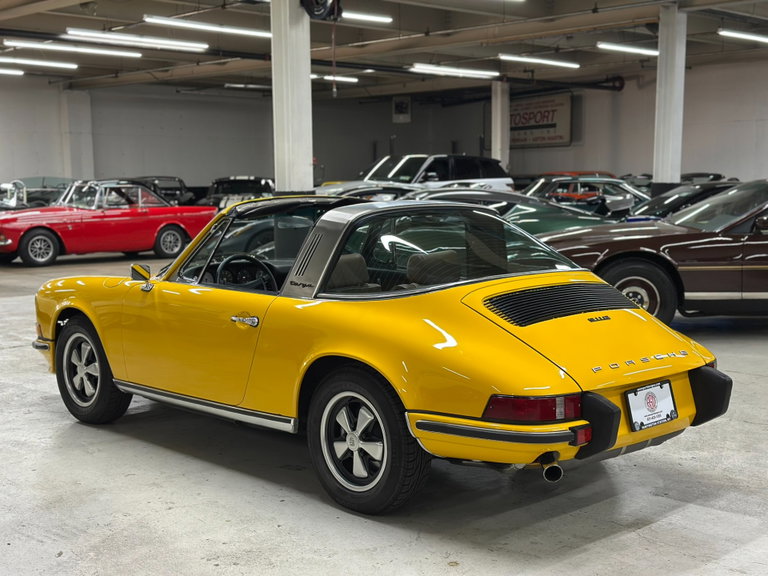 Porsche 911 E