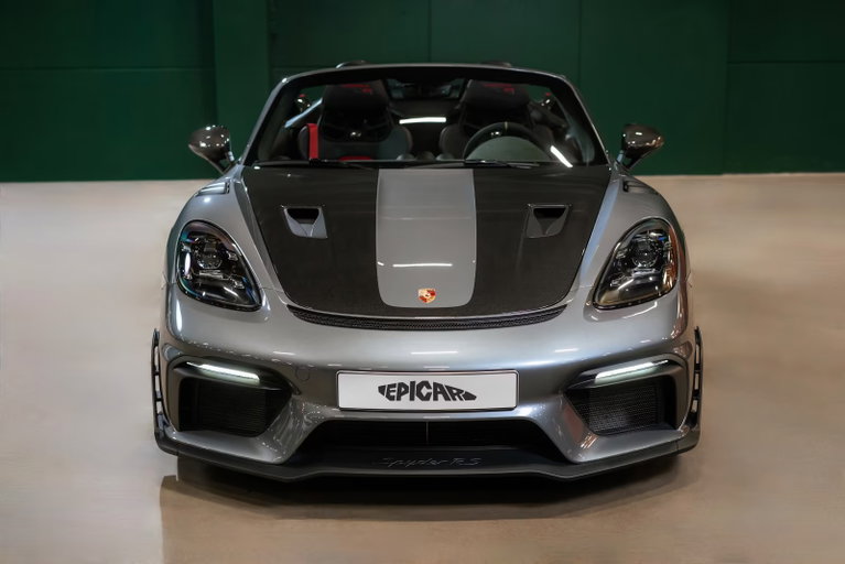 Porsche 718 Spyder RS