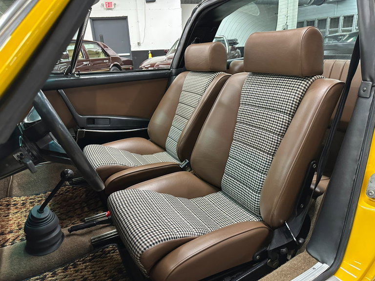 Porsche 911 E