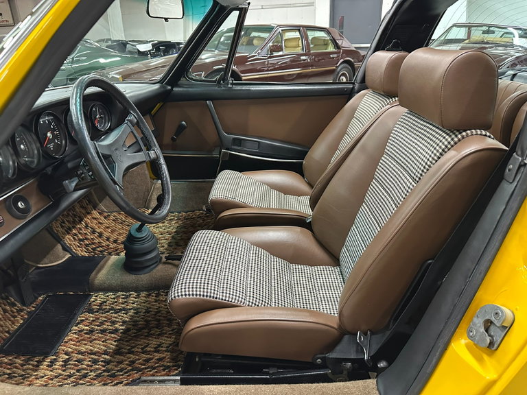 Porsche 911 E
