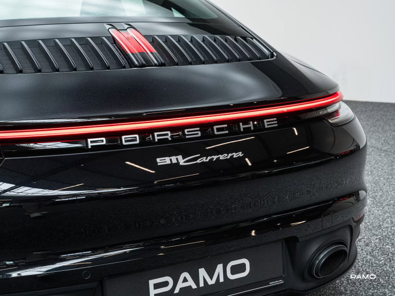 Porsche 992 Carrera