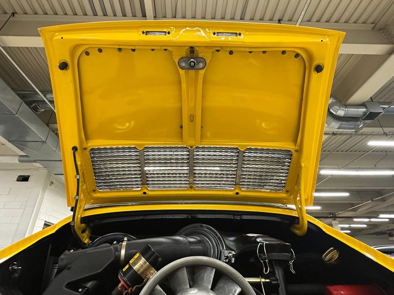 Porsche 911 E