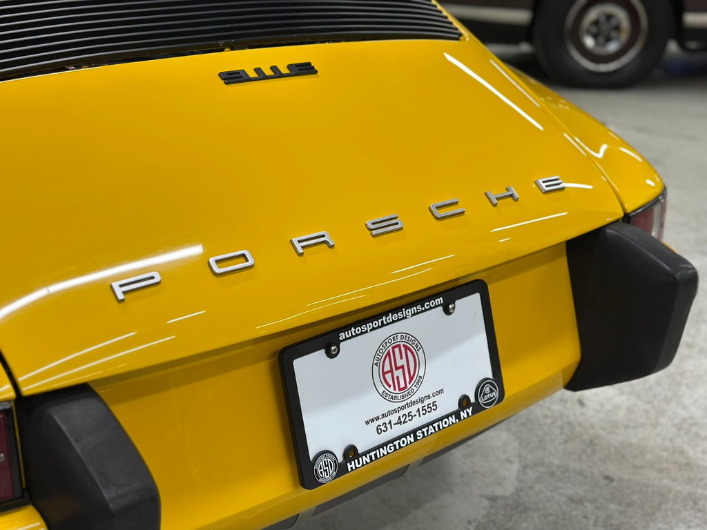 Porsche 911 E