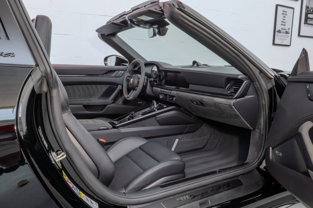 Porsche 992 Targa 4 GTS
