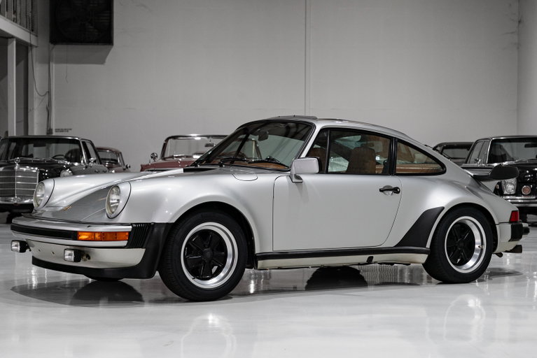 Porsche 911 Turbo 3.3