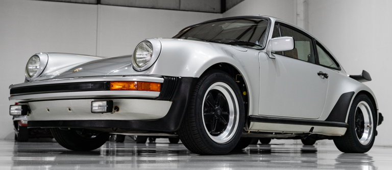 Porsche 911 Turbo 3.3 (US)
