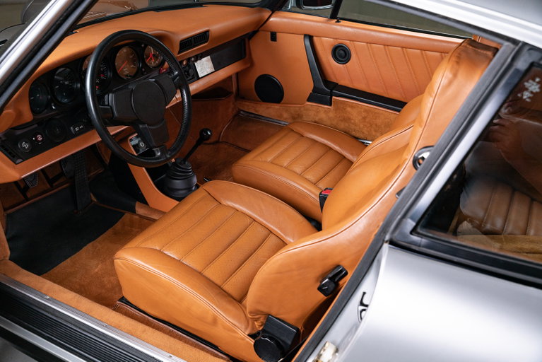 Porsche 911 Turbo 3.3 (US)
