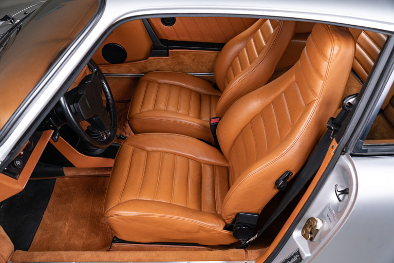 Porsche 911 Turbo 3.3 (US)