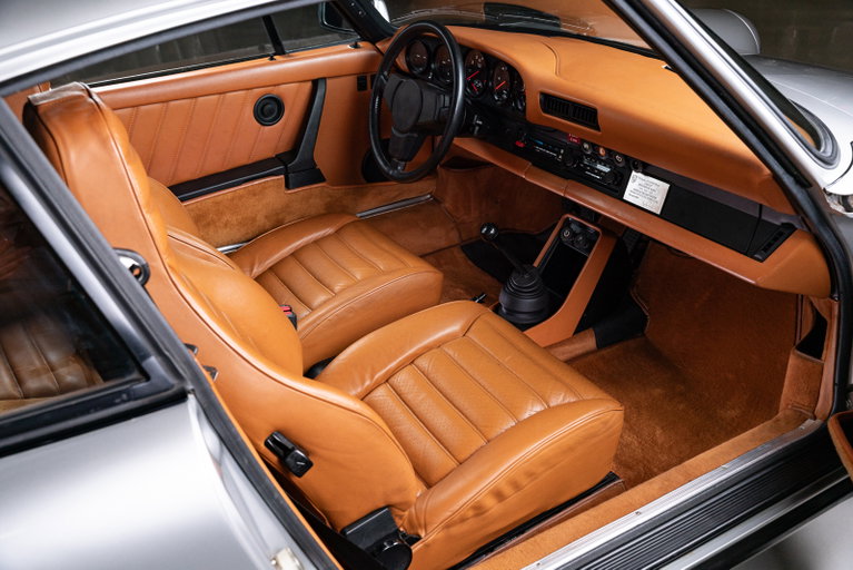 Porsche 911 Turbo 3.3 (US)