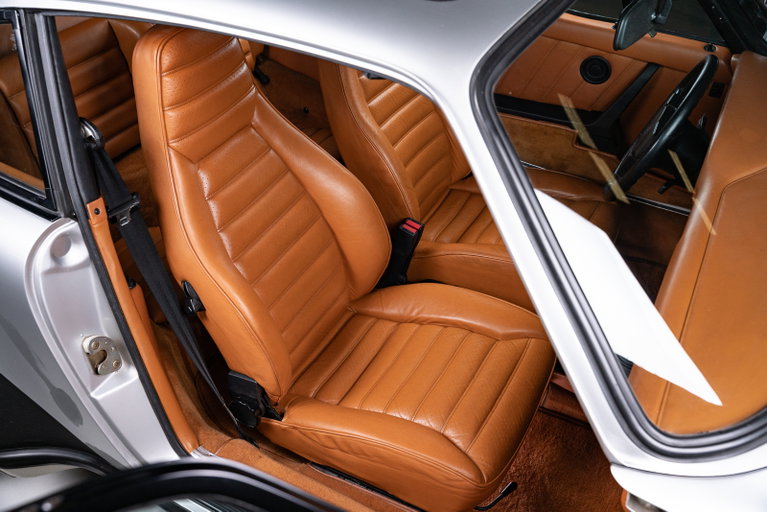 Porsche 911 Turbo 3.3 (US)