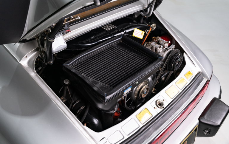 Porsche 911 Turbo 3.3 (US)