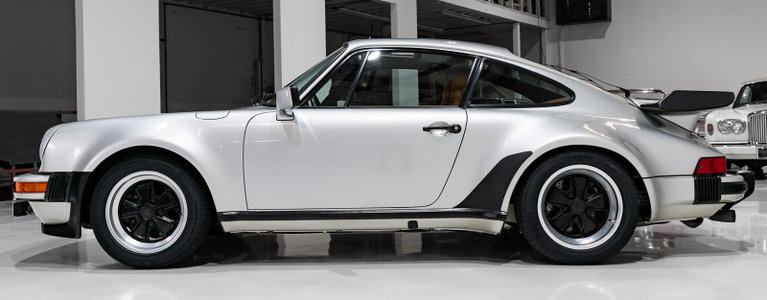 Porsche 911 Turbo 3.3 (US)