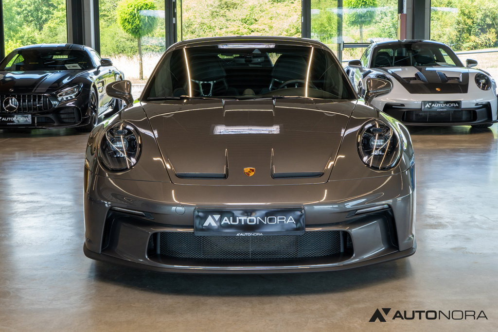 Porsche 992 GT3 Touring