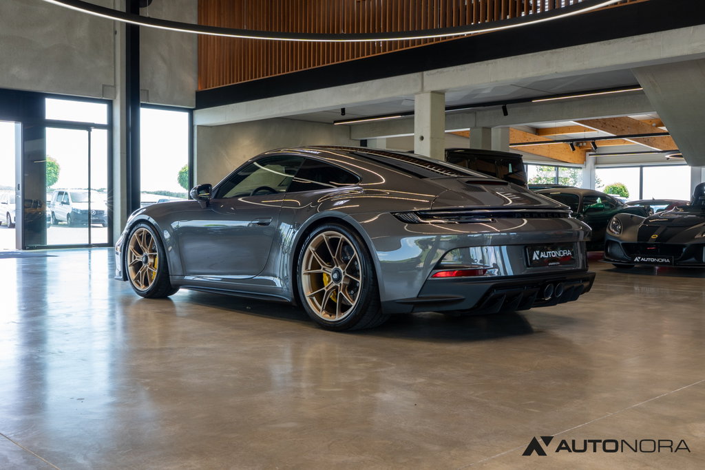 Porsche 992 GT3 Touring