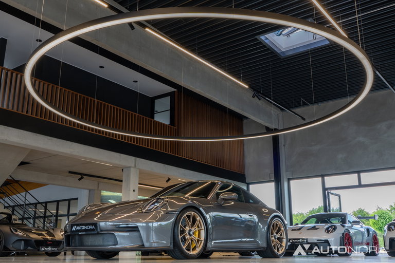 Porsche 992 GT3 Touring